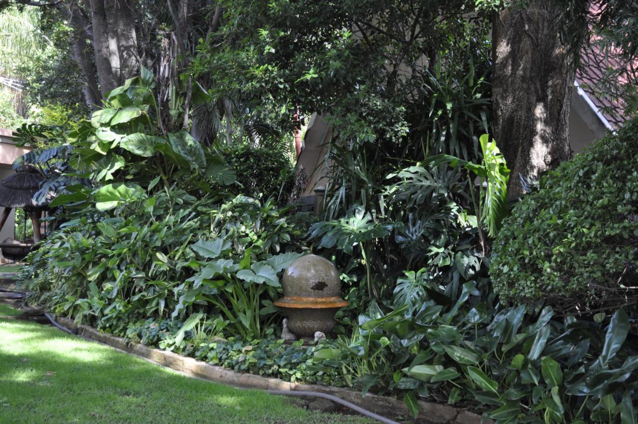 @Home Guest House Rustenburg Extérieur photo